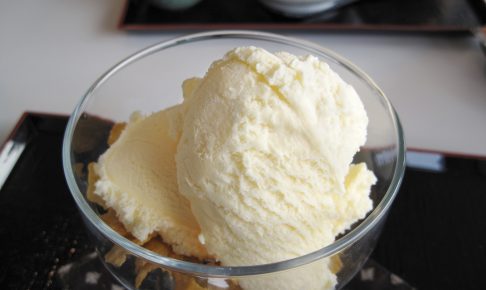 コレステロールが高いアイスクリームをダイエット向きに変える方法